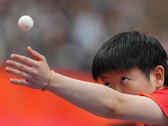 (260927) -- TOYOTA, Sept. 27, 2026 (Xinhua) -- Sun Yingsha competes during the women's singles semifinal table tennis match between Sun Yingsha of China and Hayata Hina of Japan at the 20th Asian Games Aichi-Nagoya 2026 in Toyota of Aichi Prefecture, Japan, Sept. 27, 2026. (Xinhua/Cheong Kam Ka)