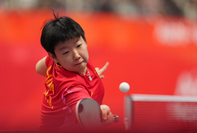 (260927) -- TOYOTA, Sept. 27, 2026 (Xinhua) -- Sun Yingsha competes during the women's singles final table tennis match between Sun Yingsha of China and Wang Mnayu of China at the 20th Asian Games Aichi-Nagoya 2026 in Toyota of Aichi Prefecture, Japan, Sept. 27, 2026. (Xinhua/Wang Fei)