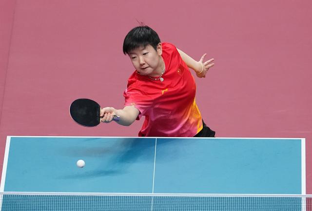 (260927) -- TOYOTA, Sept. 27, 2026 (Xinhua) -- Sun Yingsha competes during the women's singles final table tennis match between Sun Yingsha of China and Wang Mnayu of China at the 20th Asian Games Aichi-Nagoya 2026 in Toyota of Aichi Prefecture, Japan, Sept. 27, 2026. (Xinhua/Cheong Kam Ka)