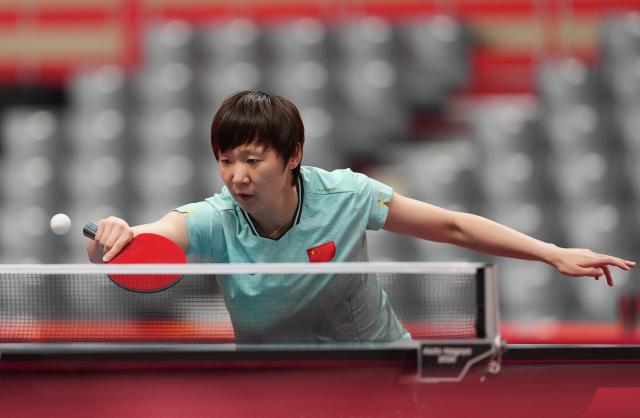 (260927) -- TOYOTA, Sept. 27, 2026 (Xinhua) -- Wang Manyu competes during the women's singles final table tennis match between Sun Yingsha of China and Wang Mnayu of China at the 20th Asian Games Aichi-Nagoya 2026 in Toyota of Aichi Prefecture, Japan, Sept. 27, 2026. (Xinhua/Wang Fei)