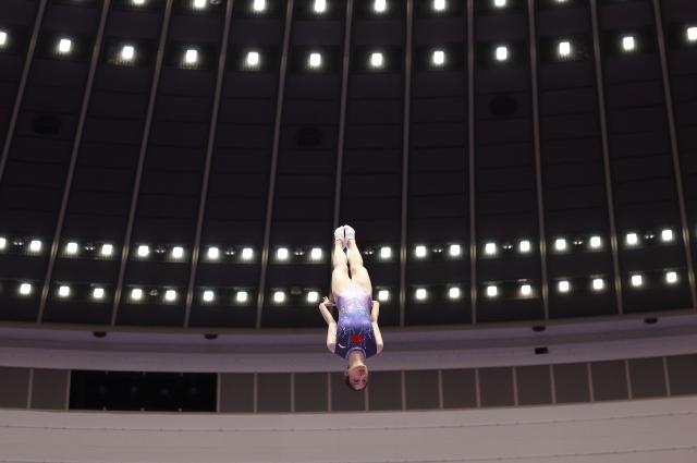 (260927) -- NAGOYA, Sept. 27, 2026 (Xinhua) -- Qiu Zheng of China competes during the women's final match of Trampoline Gymnastics at the 20th Asian Games Aichi-Nagoya 2026 in Nagoya, Japan, Sept. 27, 2026. (Xinhua/Xu Yanan)