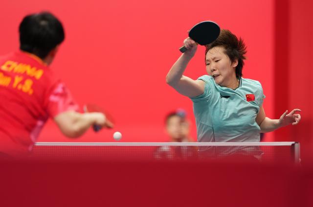 (260927) -- TOYOTA, Sept. 27, 2026 (Xinhua) -- Wang Manyu competes during the women's singles final table tennis match between Sun Yingsha of China and Wang Manyu of China at the 20th Asian Games Aichi-Nagoya 2026 in Toyota of Aichi Prefecture, Japan, Sept. 27, 2026. (Xinhua/Wang Fei)