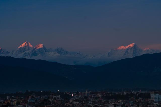 (260927) -- LALITPUR, Sept. 27, 2026 (Xinhua) -- A view of mountain range is seen from Lalitpur, Nepal, Sept. 27, 2026. (Photo by Hari Maharjan/Xinhua)