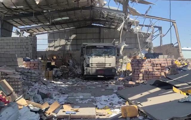 (260927) -- TAIZ, Sept. 27, 2026 (Xinhua) -- This handout screenshot provided by the Houthi Media Center on Sept. 27, 2026 shows the destruction after an alleged Saudi airstrike targeted a market in Taiz. At least seven people were killed and 40 others wounded in airstrikes in Yemen's southwestern province of Taiz on Sunday, Houthi-run media reported. (Houthi Media Center/Handout via Xinhua)