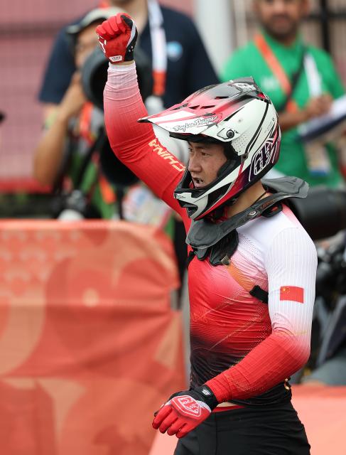 (260928) -- NAGOYA, Sept. 28, 2026 (Xinhua) -- Lin Haochao of China celebrates after the men final of cycling BMX racing at the 20th Asian Games Aichi-Nagoya 2026 in Nagoya, Japan, Sept. 28, 2026. (Xinhua/Deng Hua)