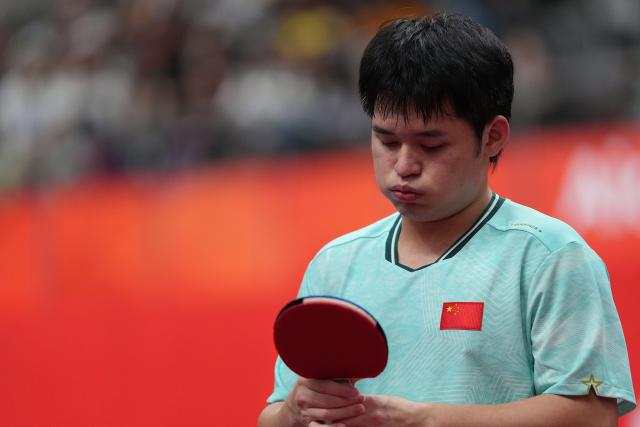 (260928) -- TOYOTA, Sept. 28, 2026 (Xinhua) -- Lin Shidong of China reacts during the men's singles semifinals of table tennis against Lin Yun-ju of Chinese Taipei at the 20th Asian Games Aichi-Nagoya 2026 in Toyota of Aichi Prefecture, Japan, Sept. 28, 2026. (Xinhua/Cheong Kam Ka)