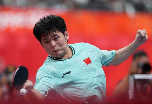(260928) -- TOYOTA, Sept. 28, 2026 (Xinhua) -- Lin Shidong of China competes during the men's singles semifinals of table tennis against Lin Yun-ju of Chinese Taipei at the 20th Asian Games Aichi-Nagoya 2026 in Toyota of Aichi Prefecture, Japan, Sept. 28, 2026. (Xinhua/Cheong Kam Ka)