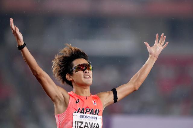 (260928) -- NAGOYA, Sept. 28, 2026 (Xinhua) -- Iizawa Kazuto of Japan celebrates after winning the men's 1500m final of Athletics at the 20th Asian Games Aichi-Nagoya 2026 in Nagoya, Japan, Sept. 28, 2026. (Xinhua/Lui Siu Wai)