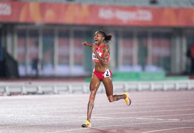 (260928) -- NAGOYA, Sept. 28, 2026 (Xinhua) -- Winfred Yavi of Bahrain reacts after the women's 5000m final match of Athletics at the 20th Asian Games Aichi-Nagoya 2026 in Nagoya, Japan, Sept. 28, 2026. (Xinhua/Jia Yuchen)