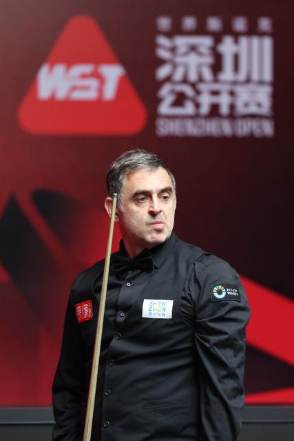 (260928) -- SHENZHEN, Sept. 28, 2026 (Xinhua) -- Ronnie O'Sullivan looks on during the round 2 match between Ronnie O'Sullivan of England and Jiang Jun of China at World Snooker Tour Shenzhen Open 2026 in Shenzhen, south China's Guangdong Province, Sept. 28, 2026. (Xinhua/Liang Xu)