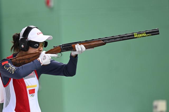 (260929) -- TOYOTA, Sept. 29, 2026 (Xinhua) -- Liu Shanshan of team China competes during the trap women team final of shooting at the 20th Asian Games Aichi-Nagoya 2026 in Toyota of Aichi Prefecture, Japan, Sept. 29, 2026. (Xinhua/Liu Lei)