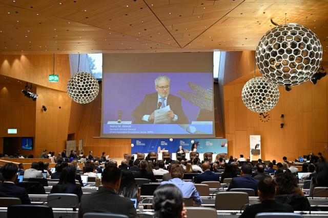 (260929) -- GENEVA, Sept. 29, 2026 (Xinhua) -- Guests attend a release conference for the Global Innovation Index 2026 (2026 GII) at the headquarters of the World Intellectual Property Organization (WIPO) in Geneva, Switzerland, Sept. 29, 2026. Artificial intelligence (AI) is driving a rebound in venture capital and R&D spending, while a new generation of deep-science startups is turning frontier research into new industries, said the World Intellectual Property Organization (WIPO) on Tuesday. (Xinhua/Lian Yi)