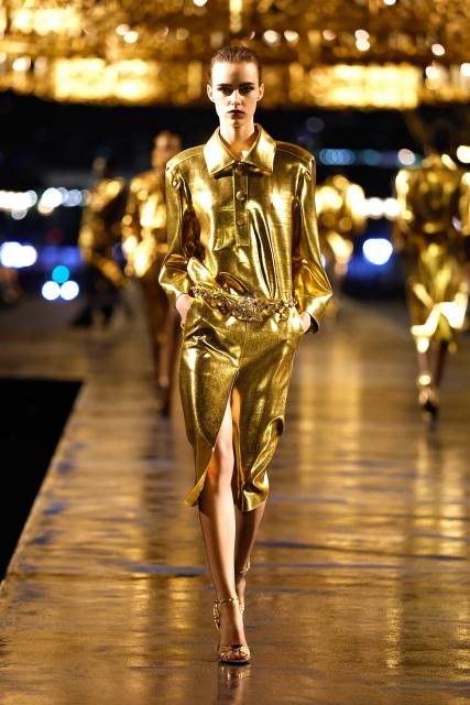 (260930) -- PARIS, Sept. 30, 2026 (Xinhua) -- A model presents a creation from the womenswear Spring/Summer 2027 collections by Saint Laurent during the Paris Fashion Week, in Paris, France, on Sept. 29, 2026. (MeetEurope/Handout via Xinhua)