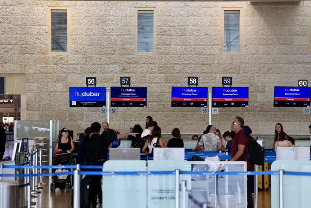 (260930) -- TEL AVIV, Sept. 30, 2026 (Xinhua) -- This photo taken on Sept. 30, 2026 shows check-in desks of the Flydubai at the Ben Gurion International Airport near Tel Aviv, Israel.
  Israeli Prime Minister Benjamin Netanyahu said on Wednesday that a pilot aboard a Flydubai flight carrying mostly Israeli passengers stabbed the other pilot and apparently tried to crash the plane before passengers and crew subdued him. (Xinhua/Jamal Awad)