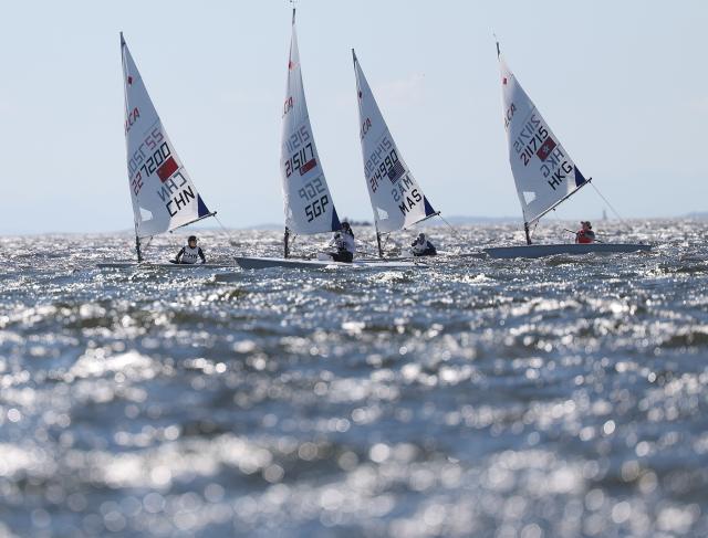 (261002) --  GAMAGORI, Oct. 2, 2026 (Xinhua) -- Athletes compete during the Women's Dinghy Final of Sailing at the 20th Asian Games Aichi-Nagoya 2026 in Gamagori of Aichi Prefecture, Japan, Oct. 2, 2026. (Xinhua/Deng Hua)