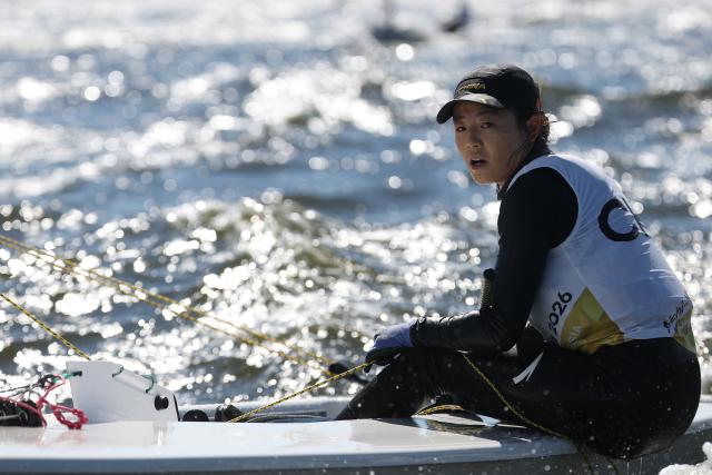 (261002) --  GAMAGORI, Oct. 2, 2026 (Xinhua) -- Gao Junqi of China reacts after the Women's Dinghy Final of Sailing at the 20th Asian Games Aichi-Nagoya 2026 in Gamagori of Aichi Prefecture, Japan, Oct. 2, 2026. (Xinhua/Deng Hua)