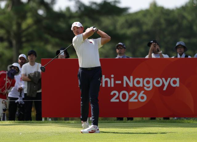 (261003) -- KASUGAI, Oct. 3, 2026 (Xinhua) -- Ding Wenyi of China competes during the Men's Individual Stroke Play Round 4 of Golf at 20th Asian Games Aichi-Nagoya 2026 in Kasugai of Aichi Prefecture, Japan, Oct. 3, 2026. (Xinhua/Li Bo)