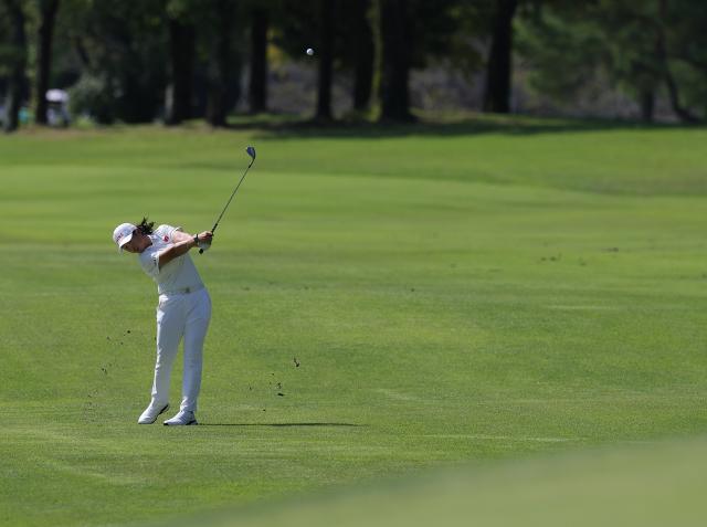 (261003) -- KASUGAI, Oct. 3, 2026 (Xinhua) -- Yin Ruoning of China competes during the Women's Individual Stroke Play Round 4 of Golf at 20th Asian Games Aichi-Nagoya 2026 in Kasugai of Aichi Prefecture, Japan, Oct. 3, 2026. (Xinhua/Li Bo)