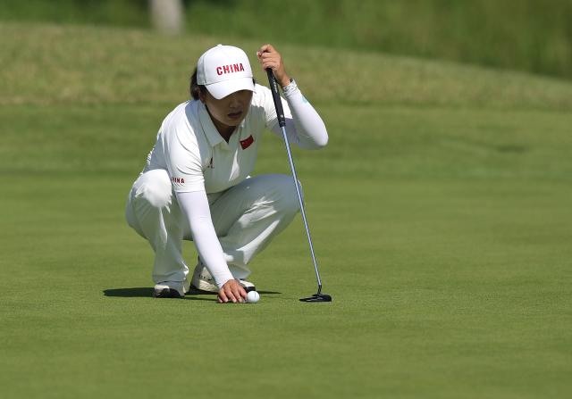(261003) -- KASUGAI, Oct. 3, 2026 (Xinhua) -- Liu Yan of China competes during the Women's Individual Stroke Play Round 4 of Golf at 20th Asian Games Aichi-Nagoya 2026 in Kasugai of Aichi Prefecture, Japan, Oct. 3, 2026. (Xinhua/Li Bo)