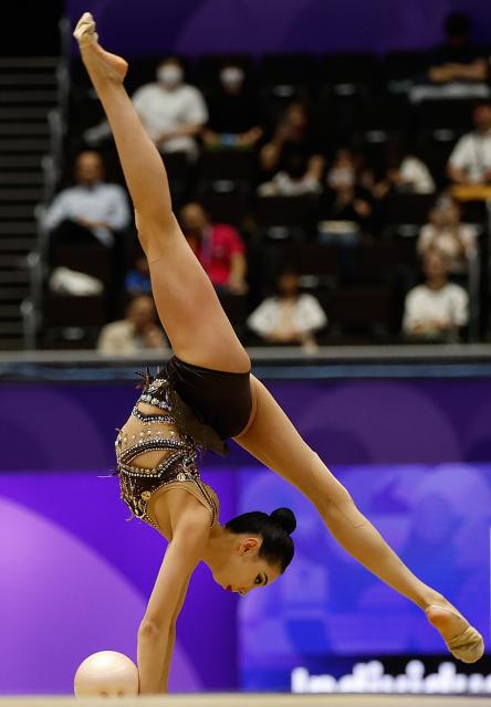(261003) -- NAGOYA, Oct. 3, 2026 (Xinhua) -- Wang Qi of China competes during the Individual All-Around Final of Rhythmic Gymnastics at 20th Asian Games Aichi-Nagoya 2026 in Nagoya, Japan, Oct. 3, 2026. (Xinhua/Wu Zhizun)