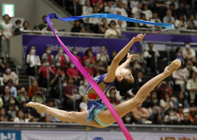 (261003) -- NAGOYA, Oct. 3, 2026 (Xinhua) -- Wang Qi of China competes during the Individual All-Around Final of Rhythmic Gymnastics at 20th Asian Games Aichi-Nagoya 2026 in Nagoya, Japan, Oct. 3, 2026. (Xinhua/Wu Zhizun)