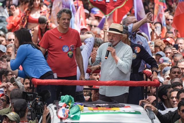 (261003) -- SAO PAULO, Oct. 3, 2026 (Xinhua) -- Brazilian President Luiz Inacio Lula da Silva (1st R, front), presidential candidate of Brazil's ruling Workers' Party, attends a campaign rally in Sao Paulo, Brazil, Oct. 3, 2026. (Photo by Paulo Lopes/Xinhua)