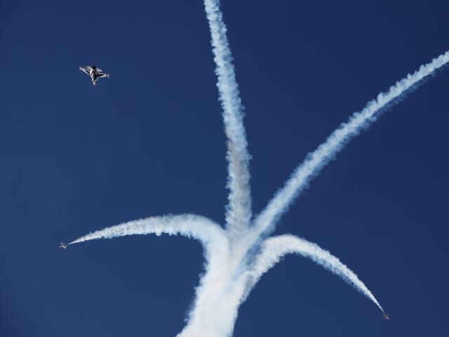 (261004) -- HUNTINGTON BEACH, Oct. 4, 2026 (Xinhua) -- Aircraft of the U.S. Air Force Thunderbirds perform during the Pacific Airshow in the city of Huntington Beach, Orange County, California, the United States, Oct. 3, 2026. The Pacific Airshow, one of the largest of its kind in the United States, kicked off here on Friday. (Photo by Qiu Chen/Xinhua)