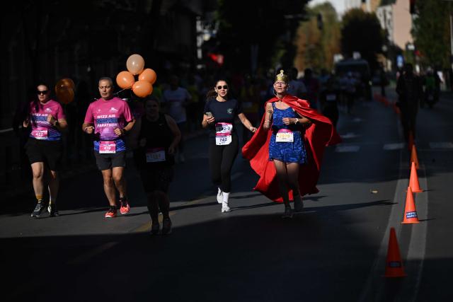 (261005) -- SKOPJE, Oct. 5, 2026 (Xinhua) -- Participants compete during Skopje Marathon in Skopje, North Macedonia, Oct. 4, 2026. (Photo by Tomislav Georgiev/Xinhua)