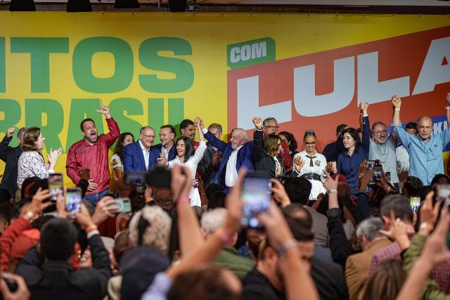 (261005) -- SAO PAULO, Oct. 5, 2026 (Xinhua) -- Brazilian incumbent President Luiz Inacio Lula da Silva, presidential candidate of Brazil's ruling Workers' Party, attends a press conference after the announcement of the first-round results of the presidential election in Sao Paulo, Brazil, Oct. 4, 2026.
  Brazil will hold a presidential runoff on Oct. 25 as official results showed Sunday that no candidate secured a majority of valid votes in the first round.
  According to results released by the Superior Electoral Court, with over 99 percent of the ballots counted, Flavio Bolsonaro, presidential candidate of Brazil's Liberal Party, garnered about 47 percent of valid votes while incumbent President Luiz Inacio Lula da Silva of the Workers' Party came in second with about 45 percent.
  Under Brazil's electoral rules, a presidential candidate must secure more than half of the valid votes to win outright in the first round. Otherwise, the two candidates with the most votes advance to a runoff.
  Following the announcement of the first-round results, both candidates made remarks on Sunday night. (Photo by Paulo Lopes/Xinhua)