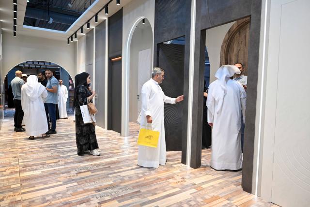 (261006) -- HAWALLI GOVERNORATE, Oct. 6, 2026 (Xinhua) -- People visit the Baytak Exhibition at the Kuwait International Fairground in Hawalli Governorate, Kuwait, Oct. 5, 2026. The Baytak Exhibition for design and construction opened here on Monday, bringing together companies and entities specializing in construction, design and home furnishing.
"Baytak," which means "your home" in Arabic, reflects the exhibition's focus on home building and furnishing. The exhibition will run through Oct. 10. (Photo by Asad/Xinhua)