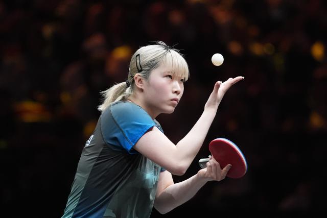 (261006) -- BEIJING, Oct. 6, 2026 (Xinhua) -- Su Tsz Tung of China's Hong Kong serves during the women's singles round of 32 match against Harimoto Miwa of Japan at 2025 World Table Tennis (WTT) China Smash in Beijing, China, Oct. 6, 2026. (Xinhua/Xie Han)