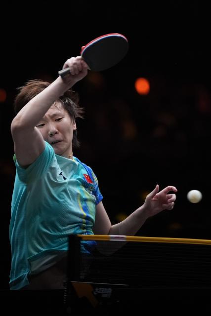 (261006) -- BEIJING, Oct. 6, 2026 (Xinhua) -- Wang Manyu of China hits a return during the women's singles round of 32 match against Manika Batra of India at 2025 World Table Tennis (WTT) China Smash in Beijing, China, Oct. 6, 2026. (Xinhua/Xie Han)
