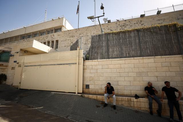 (261008) -- JERUSALEM, Oct. 8, 2026 (Xinhua) -- This photo taken on Oct. 8, 2026 shows an exterior view of the British consulate in East Jerusalem. Israeli Foreign Minister Gideon Sa'ar announced on Thursday that the British consulate in East Jerusalem had ended its operations on Israel's orders and that the consul general and 19 diplomats would leave the country, citing "countermeasures" following British measures against Israel.
   British Foreign Secretary Ed Miliband disputed Israel's legal authority to close the consulate, saying East Jerusalem was occupied territory. (Photo by Jamal Awad/Xinhua)