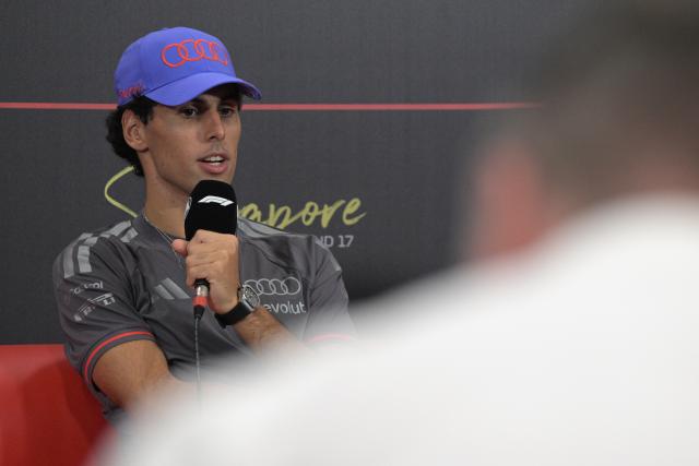 (261008) -- SINGAPORE, Oct. 8, 2026 (Xinhua) -- Audi's Brazilian driver Gabriel Bortoleto attends the pre-race press conference of the Formula 1 Singapore Grand Prix 2026, in Singapore, Oct. 8, 2026. (Photo by Then Chih Wey/Xinhua)