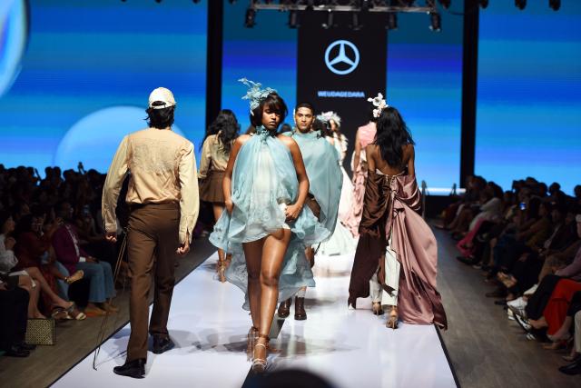 (261009) -- COLOMBO, Oct. 9, 2026 (Xinhua) -- Models present creations during the Mercedes-Benz Fashion Week Sri Lanka in Colombo, Sri Lanka on Oct. 8, 2026. The event is held here from Oct. 7 to 11. (Photo by Gayan Sameera/Xinhua)