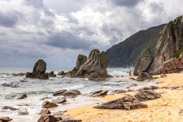 (261009) -- VLADIVOSTOK, Oct. 9, 2026 (Xinhua) -- This photo taken on Oct. 5, 2026 shows a view of the Lazovsky State Nature Reserve in the Russian Far East. The Lazovsky State Nature Reserve boasts a rich diversity of flora and fauna, and serves as one of the primary habitats for tigers in Russia. (Photo by Andrey Matveenko/Xinhua)