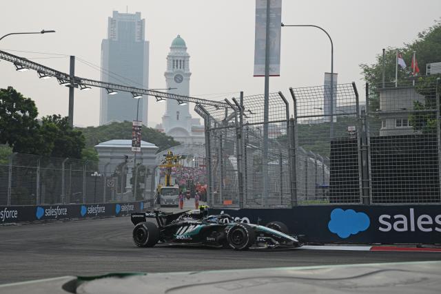 (261009) -- SINGAPORE, Oct. 9, 2026 (Xinhua) -- Mercedes' Kimi Antonelli of Italy drives during the practice session of the Formula One Singapore Grand Prix at the Marina Bay Street Circuit in Singapore, Oct. 9, 2026. (Photo by Then Chih Wey/Xinhua)