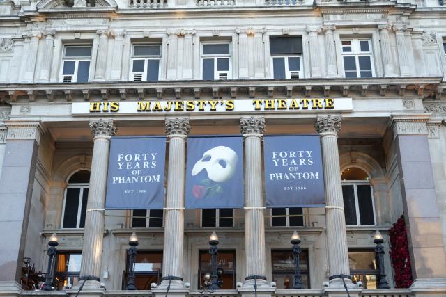 (261010) -- LONDON, Oct. 10, 2026 (Xinhua) -- This photo taken on Oct. 9, 2026 shows decorations for the 40th anniversary of the West End debut of the musical "The Phantom of the Opera" at His Majesty's Theatre in London, Britain. TO GO WITH "Feature: 40 'phantastic' years: 'The Phantom of the Opera' highlights enduring appeal of London's West End" (Xinhua/Zhao Jiasong)
