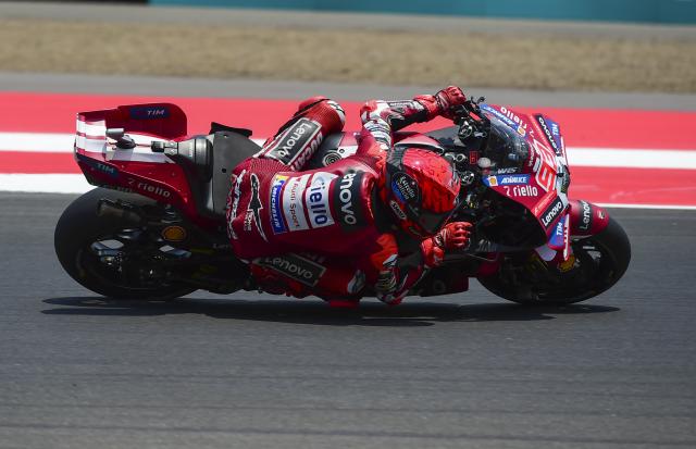 (261010) -- LOMBOK, Oct. 10, 2026 (Xinhua) -- Ducati Lenovo Team's Marc Marquez of Spain races during the qualifying 2 at the Pertamina Grand Prix of Indonesia 2026 at Mandalika International circuit in Lombok, Indonesia, Oct. 10, 2026. (Xinhua/Zulkarnain)