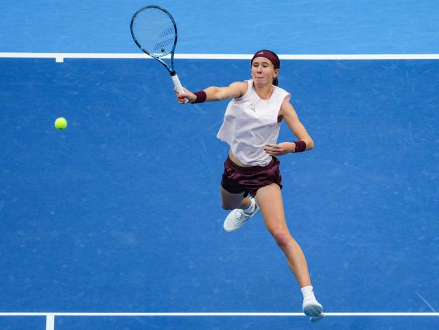 (261010) -- BEIJING, Oct. 10, 2026 (Xinhua) -- Nikola Bartunkova of the Czech Republic hits a return during the women's singles semifinal match against Mirra Andreeva of Russia at 2026 China Open tennis tournament in Beijing, China, Oct. 10, 2026. (Xinhua/Sun Fei)