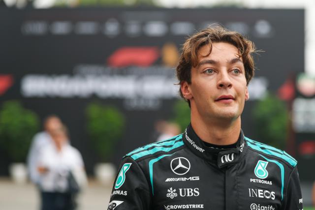 (261010) -- SINGAPORE, Oct. 10, 2026 (Xinhua) -- Mercedes' George Russell of Britain reacts after a crash during the sprint of the Formula One Singapore Grand Prix at the Marina Bay Street Circuit, on Oct. 10, 2026. (Photo by Qian Jun/Xinhua)