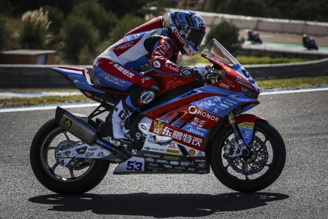 (261011) -- ESTORIL, Oct. 11, 2026 (Xinhua) -- Valentin Debise of EASTROC ZXMOTO Evan Bros Factory competes during the Race 1 of WorldSSP at the FIM Supersport World Championship Estoril Round Estoril Circuit, Portugal, Oct. 10, 2026. (Photo by Carlos Costa/Xinhua)