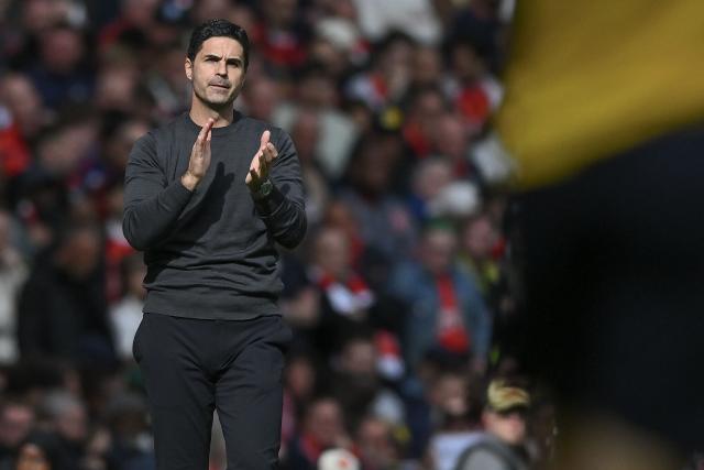 (261011) -- LONDON, Oct. 11, 2026 (Xinhua) -- Mikel Arteta, manager of Arsenal, reacts during the English Premier League match between Arsenal and Leeds United in London, Britain, on Oct. 10, 2026. (Xinhua)