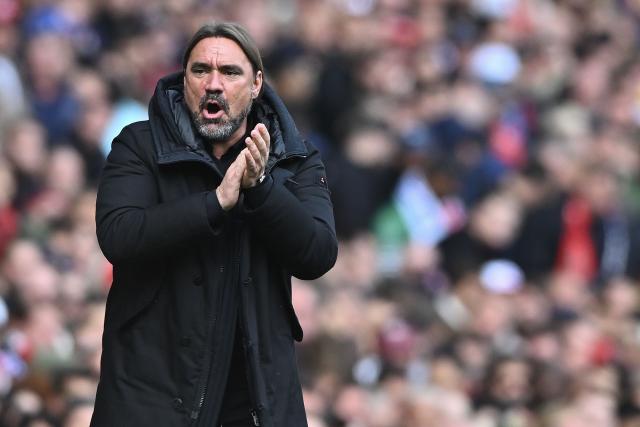 (261011) -- LONDON, Oct. 11, 2026 (Xinhua) -- Daniel Farke, manager of Leeds United, reacts during the English Premier League match between Arsenal and Leeds United in London, Britain, on Oct. 10, 2026. (Xinhua)