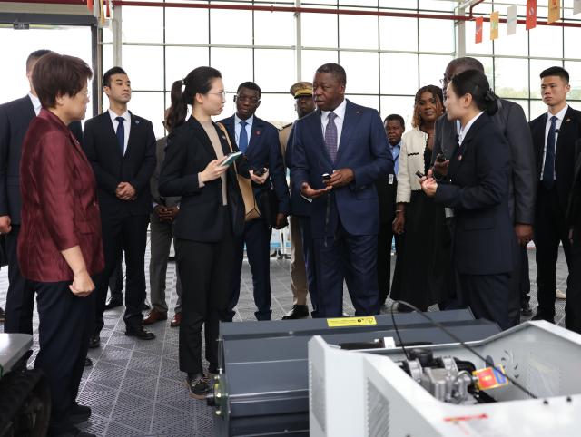 (261011) -- XI'AN, Oct. 11, 2026 (Xinhua) -- President of the Council of Ministers of Togo Faure Essozimna Gnassingbé visits a demonstration base for intelligent agriculture in Yangling, northwest China's Shaanxi Province, Oct. 9, 2026. Faure visited localities in Shaanxi Province from Oct. 9 to 11 during his official visit to China. (Xinhua/Li Yibo)