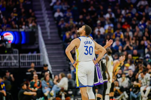 (261011) -- LOS ANGELES, Oct. 11, 2026 (Xinhua) -- Stephen Curry of Golden State Warriors reacts during the 2026-2027 NBA preseason game between Golden State Warriors and Sacramento Kings in Los Angeles, California, the United States, on Oct. 10, 2026. (Photo by Arthur Dong/Xinhua)