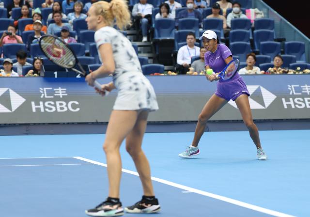 (261011) -- BEIJING, Oct. 11, 2026 (Xinhua) -- Katerina Siniakova of the Czech Republic/Zhang Shuai (R) of China compete during the women's doubles final against Gabriela Dabrowski of Canada/Luisa Stefani of Brazil at 2026 China Open tennis tournament in Beijing, China, Oct. 11, 2026. (Xinhua/Zhang Chenlin)