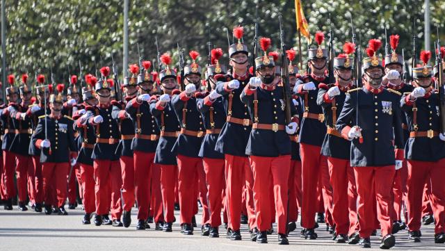(261012) -- MADRID, Oct. 12, 2026 (Xinhua) -- A military parade is held to commemorate the National Day in Madrid, Spain, Oct. 12, 2026. (Xinhua/Cheng Min)