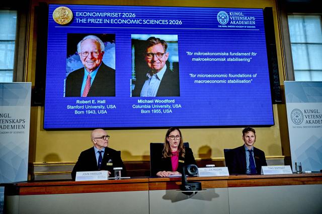 (261012) -- STOCKHOLM, Oct. 12, 2026 (Xinhua) -- The 2026 Nobel Prize in Economics is announced in Stockholm, Sweden, Oct. 12, 2026. The Royal Swedish Academy of Sciences announced Monday that the 2026 Sveriges Riksbank Prize in Economic Sciences in Memory of Alfred Nobel has been awarded to Robert E. Hall and Michael Woodford for "microeconomic foundations of macroeconomic stabilization." (Patrik Lundin/Royal Swedish Academy of Sciences/Handout via Xinhua)