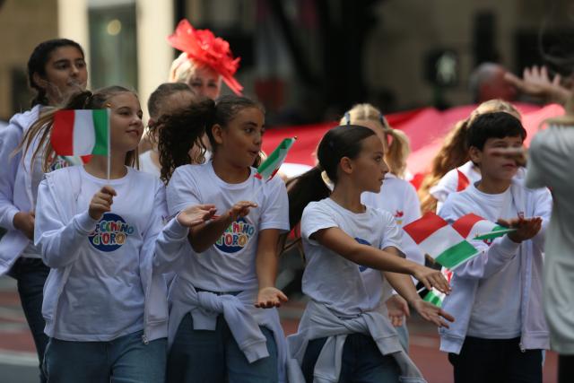 (261012) -- NEW YORK, Oct. 12, 2026 (Xinhua) -- Children take part in the Columbus Day parade on Manhattan's Fifth Avenue in New York, the United States, Oct. 12, 2026. The Columbus Day, which marks the landing of the Italian-born explorer Christopher Columbus, was held here on Monday. (Xinhua/Zhang Fengguo)